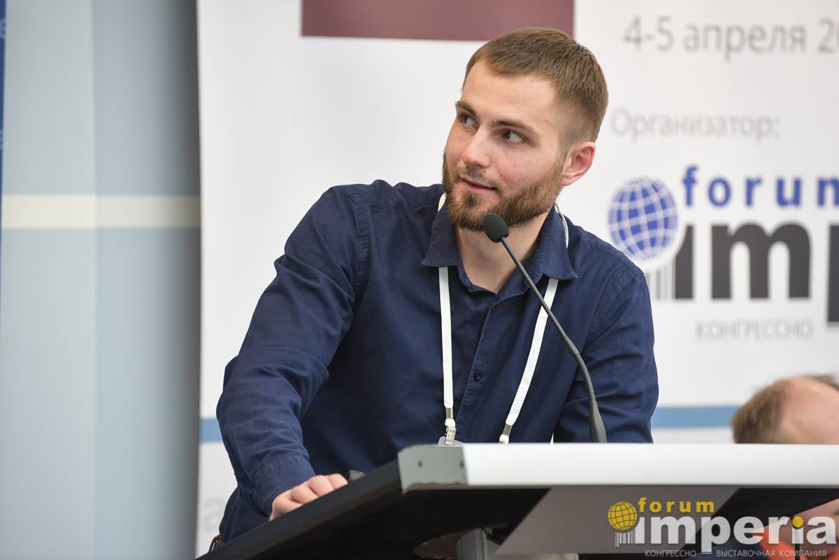 Сергей Давидович на мебельном форуме 2018
